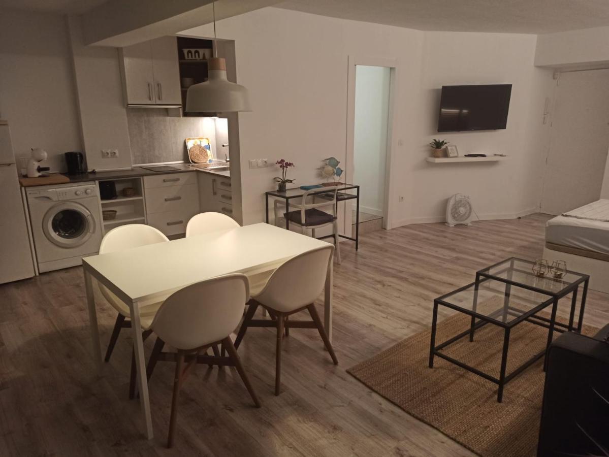 Apartamento C Y L Torremolinos Luaran gambar