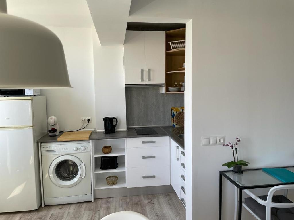 Apartamento C Y L Torremolinos Luaran gambar